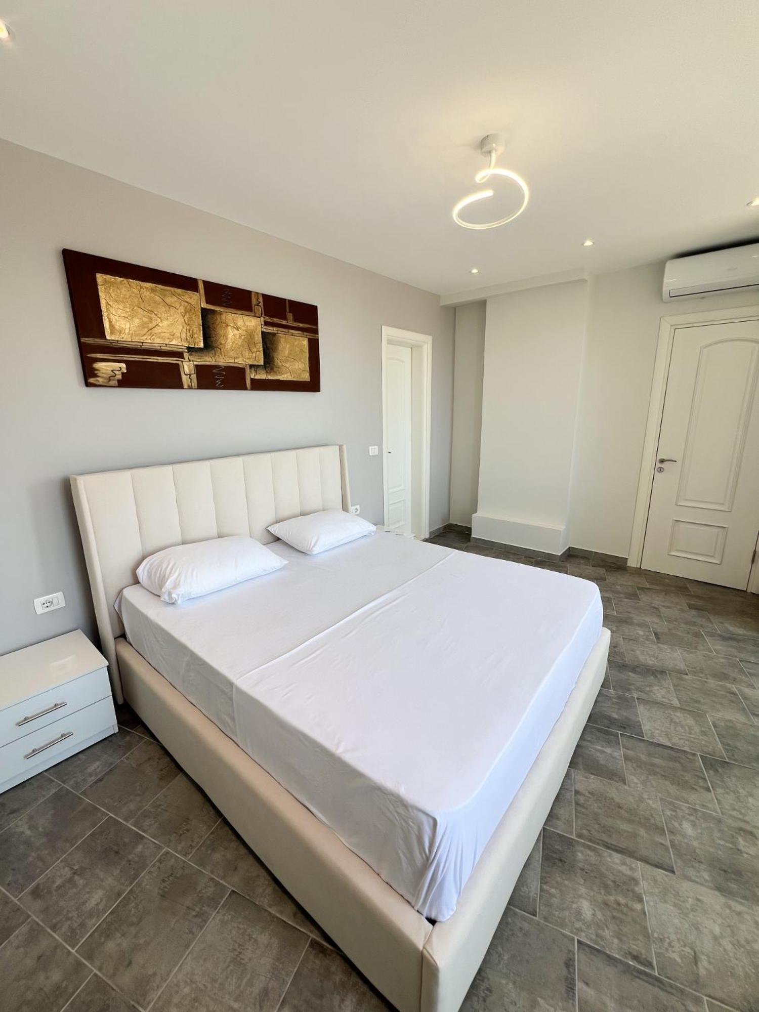 Sea View Apartments Durres Exterior photo