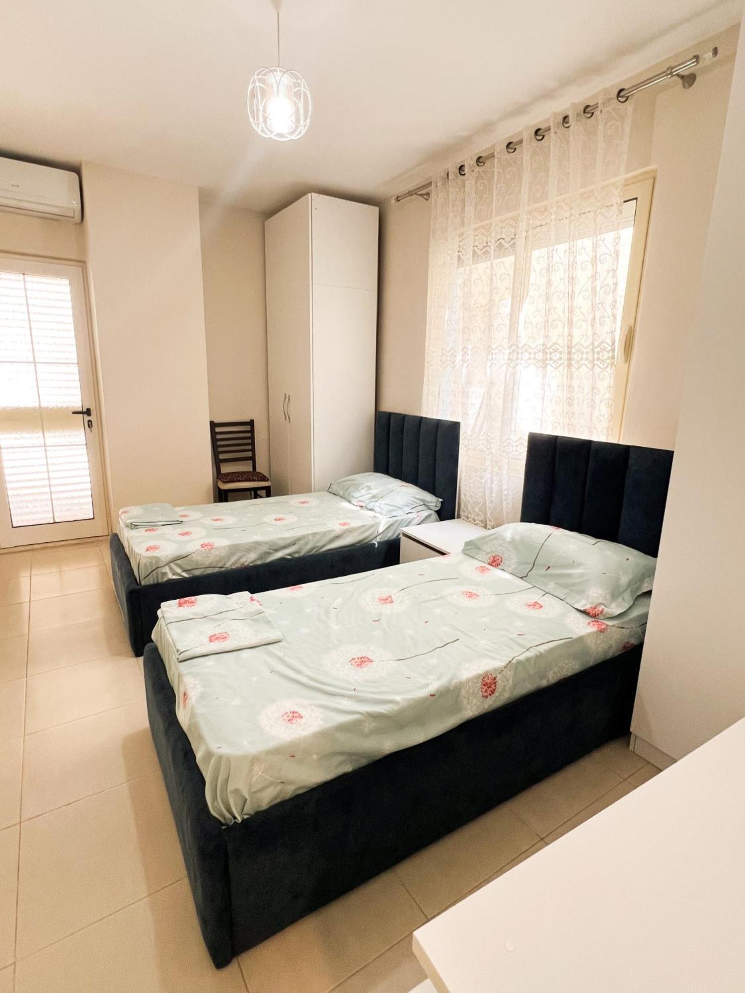 Sea View Apartments Durres Exterior photo