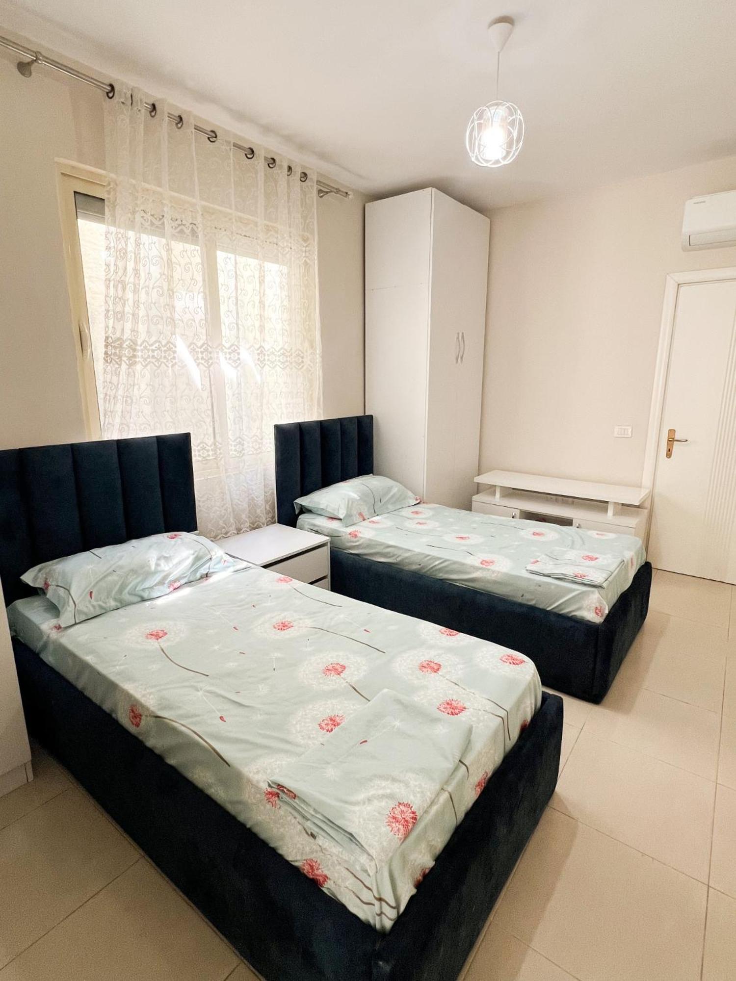 Sea View Apartments Durres Exterior photo